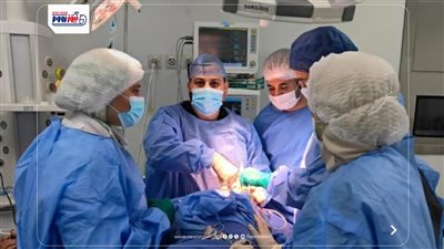 الأطقم الطبية بالعدوة المركزي تنقذ شابًا من الموت بعد حادث مروع في المنيا