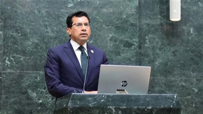 اجتماع لوزير الشباب والرياضة مع الاتحاد المصري لكرة القدم والشركة المتحدة 