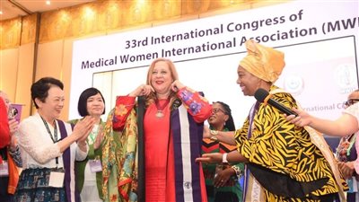 المجلس القومي للمرأة يهنئ أماني عصفور لتوليها رئاسة الرابطة الدولية للطبيبات