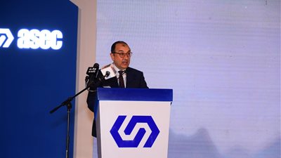 وزير قطاع الأعمال يبحث مع «سيمنس» نقل التكنولوجيا ودعم الصناعات الوطنية