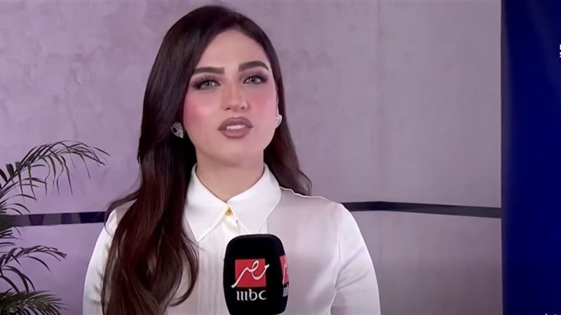 ياسمين عز