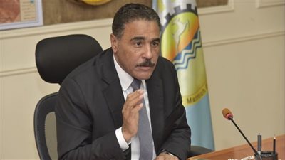 بعد تحريك أسعار البنزين.. محافظ مطروح يقرر زيادة سعر تعريفة ركوب سيارات الأجرة