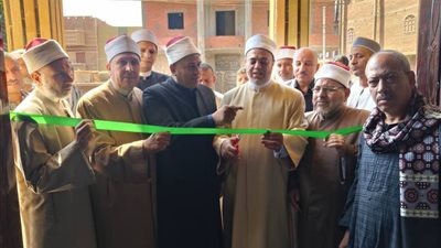وكيل أوقاف أسيوط يفتتح مسجد “آل عاشور” ويلقي خطبة الجمعة حول “الدعوة بالحسنى” 