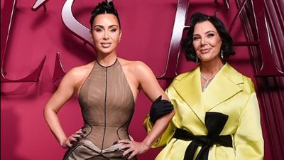 كيم كارداشيان تتألق وتخطف الأضواء من والدتها كريس جينر في “All’s Fair”