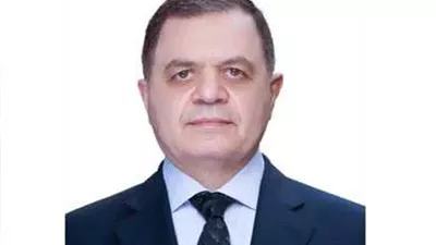 الكاتب الصحفي وسيم كمال عثمان يُعزّي وزير الداخلية في وفاة والدة حرم سيادته