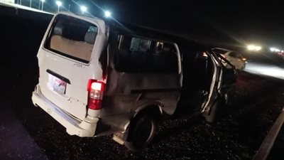 إصابة  15 مواطنًا في حادث مروع بطريق السويس – القاهرة بعد انقلاب ميكروباص