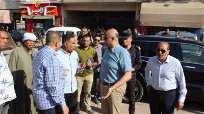 محافظ القليوبية يقود حملة لازالة الاشغالات والتعديات أمام موقف بنها العمومى