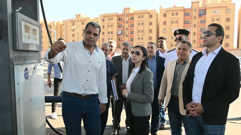 محافظ البحيرة تتفقد