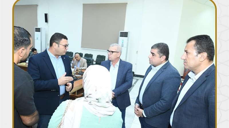 وزير الإسكان