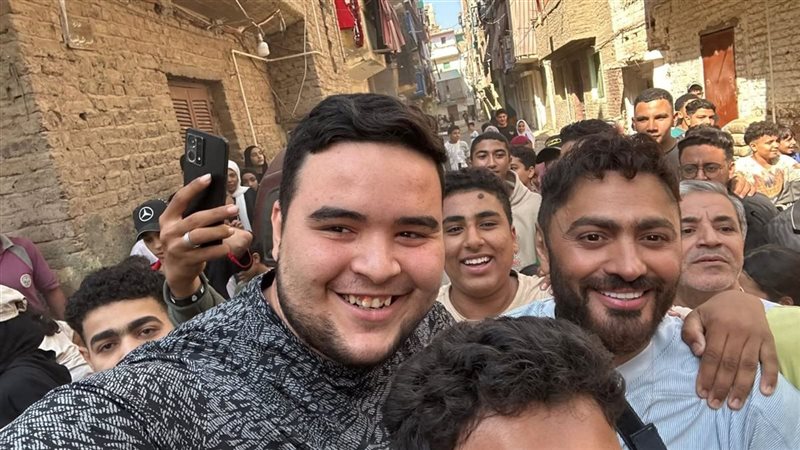 الفنان تامر حسني