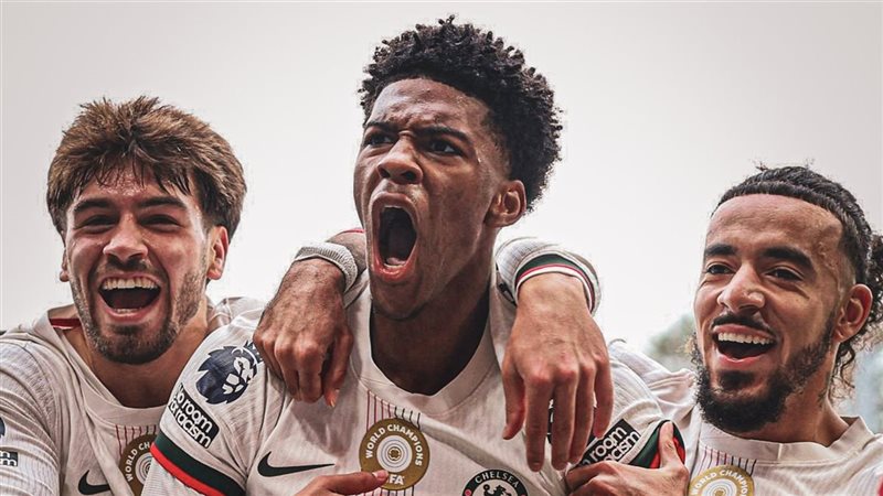 فريق تشيلسي الإنجليزي