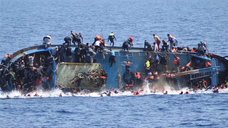 غرق مركب هجرة غير