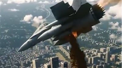 ترامب الملك يلقي المتظاهرين بالقاذورات.. فيديو ساخر يشعل النيران في أمريكا