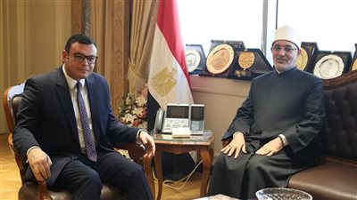 وزير الإسكان يستقبل مفتي الجمهورية لبحث تخصيص مقرات الإفتاء في المدن الجديدة