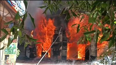 إنقاذ أسرة من 4 أفراد عقب حريق شقتهم بالدور الـ16 بالإسكندرية 