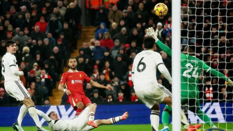 ليفربول أمام مانشستر