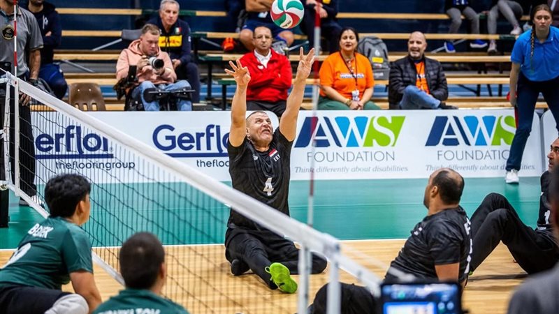 منتخب الطائرة جلوس