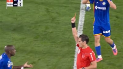 طُرد قبل أن يلمس الكرة.. واقعة غريبة في مباراة ريال مدريد وخيتافي