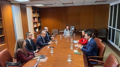 الخطيب: نعمل على ترسيخ موقع مصر كمركز إقليمي للطيران والتجارة والخدمات اللوجست