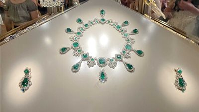 إليكم بالتفاصيل.. المجوهرات الثمينة الثمانية التي سرقت من متحف اللوفر| صور