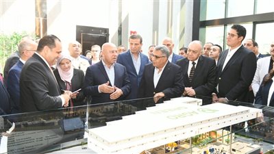 محافظ الدقهلية : الرئيس السيسي وجه بدعم الصناعة وحل مشكلات المستثمرين 