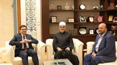 مفتي الجمهورية ووزير الثقافة يوقعان بروتوكول تعاون لتعزيز الوعي وبناء الإنسان 