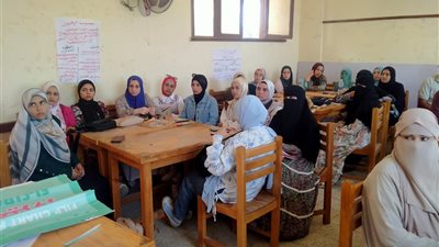 وكيل تعليم بنى سويف تتابع تدريب 766معلما على المنهج المطور