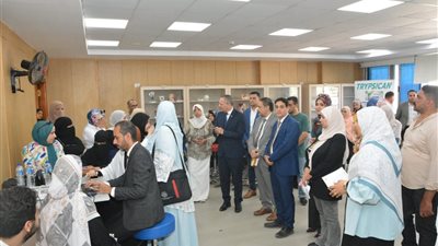 حملة صحية في جامعة دمياط للكشف عن هشاشة العظام وآلام المفاصل