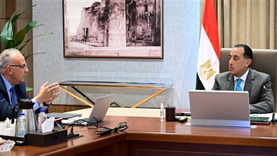 رئيس الوزراء يتابع جهود إزالة تعديات نهر النيل ضمن 