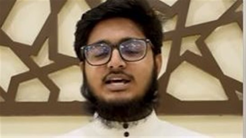 الوافدون