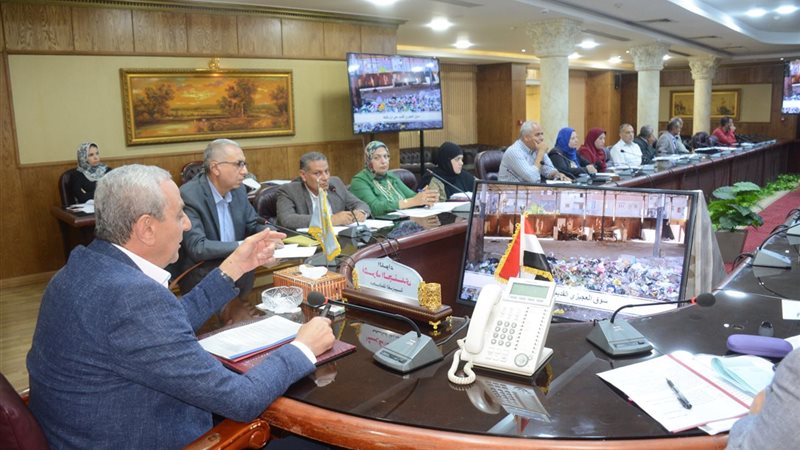 اجتماع محافظ الغربية