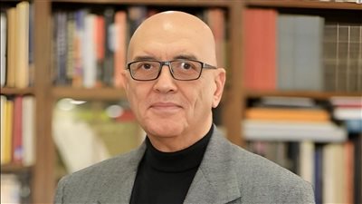 وزير الثقافة يهنئ محمد سلماوي لاختياره “شخصية العام الثقافية”