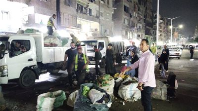 محافظة الجيزة تشن حملات نظافة بإمبابة والمنيرة والوراق وتضبط عربات مخالفة