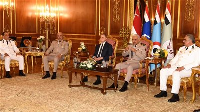 وزير الدفاع  يستقبل وزير الداخلية ووفد من قيادات الشرطة للتهنئة بذكرى أكتوبر 