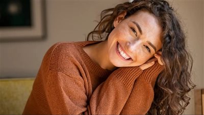 الكاريزما الأنثوية.. سحر الشخصية الذي يتفوق على الجمال الخارجي 	