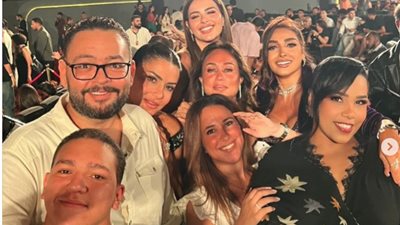 من العرض الخاص لـ فيلم ولنا في الخيال حب.. إنجي علي تتألق 