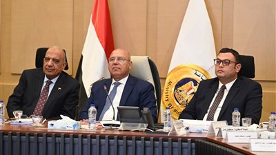 وزير الصناعة يوافق على مد صلاحية تسجيل إضافات الأعلاف لتصل إلى 5 سنوات