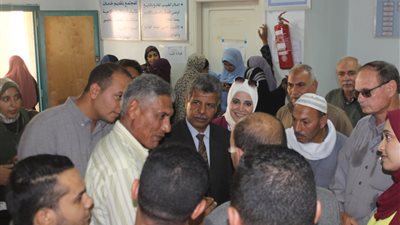 قافلة تنموية شاملة لقرية العوّاونة بمركز إهناسيا ببنى سويف 