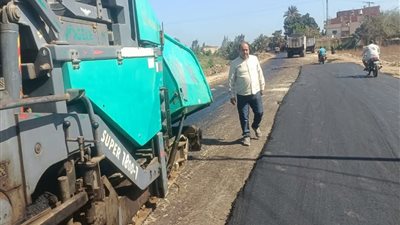 رصف مدخل منشأة أبو عمر بالشرقية ضمن خطة العام المالي الجديد