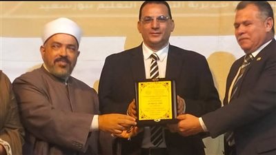  أوقاف بورسعيد تشارك في الاحتفال الرسمي بنصر أكتوبر بمعهد الخدمة الاجتماعية 