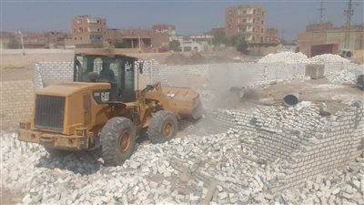 إزالة 23 حالة تعد على الأراضي الزراعية وأملاك الدولة في أسيوط