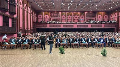 أحمد عبد الجواد: 