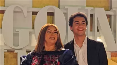 انتصار ونجلها حديث السوشيال ميديا بعد ظهورهما اللافت بمهرجان الجونة |صور