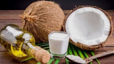 زيت جوز الهند قبل النوم.. سر البشرة الناعمة والمشرقة في الصباح 	