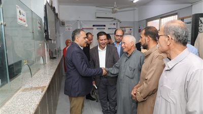 محافظ الشرقية يتابع سير إجراءات العمل بالمركز التكنولوجي لمدينة الإبراهيمية