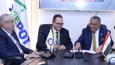 وضع حجر الأساس لأول مركز لوجيستي متكامل بسفاجا بتكلفة 500 مليون جنيه