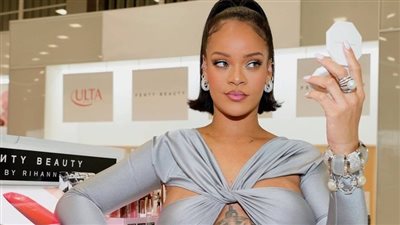 خسرت 36 مليون دولار.. تعثر مشروع «ريهانا» للملابس الفاخرة