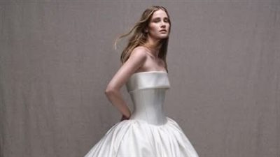 مجموعة زفاف إيلي صعب: نعومة ورُقي لعروس هذا الموسم 