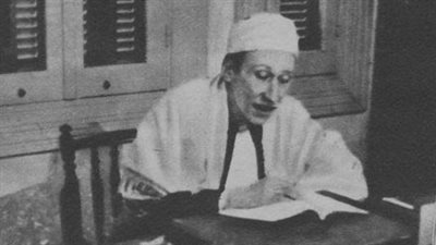 عبدالواحد يحيى.. قصة الدرويش الفرنسي الذي اهتدى بكتاباته 250 ألف مسلم