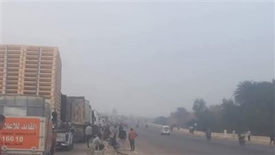 فتح بوابات الطريق الإقليمي بالمنوفية بعد غلقه ساعتين بسبب الشبورة